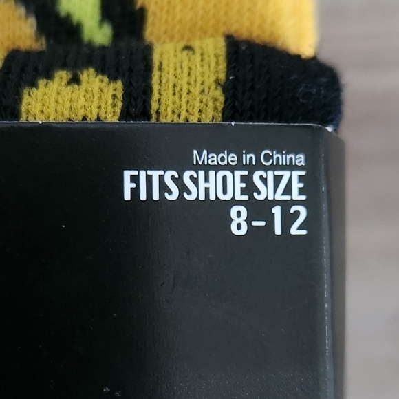 🧦 Star Trek Men’s Casual Crew Socks – Blue, Red & Yellow, NWT (6-Pack) - Picture 7 of 11